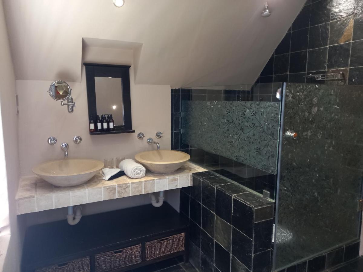 Mandalay Beach Guest House Bloubergstrand Exterior foto