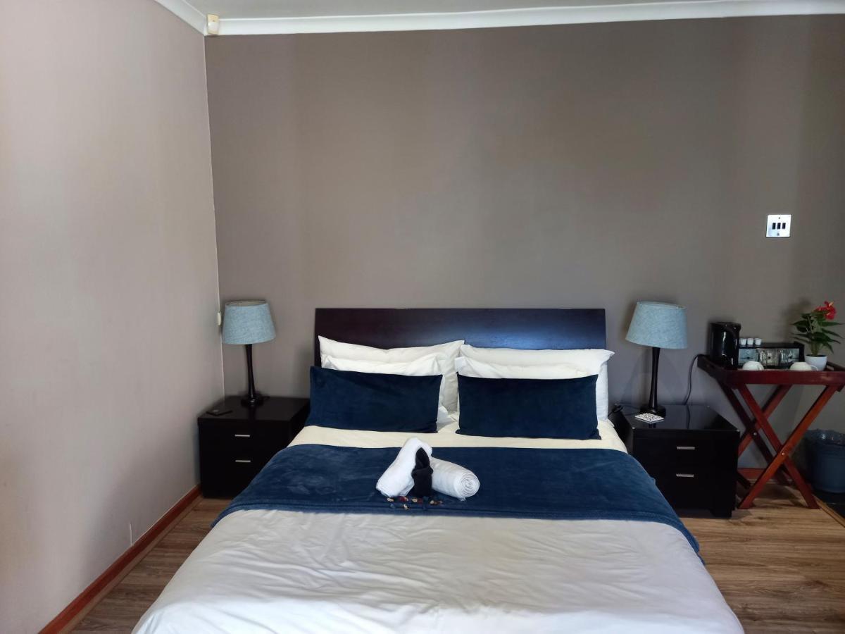 Mandalay Beach Guest House Bloubergstrand Exterior foto